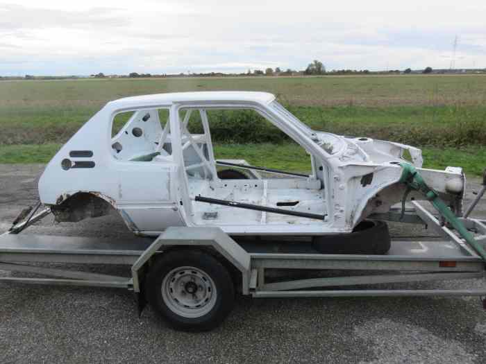 Caisse 205 Rallye Groupe A complète !!! 0