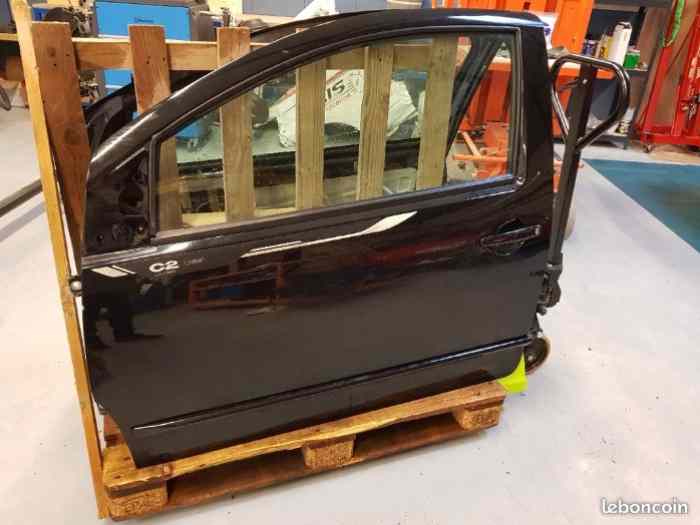 Diverses pièces carrosserie C2 0