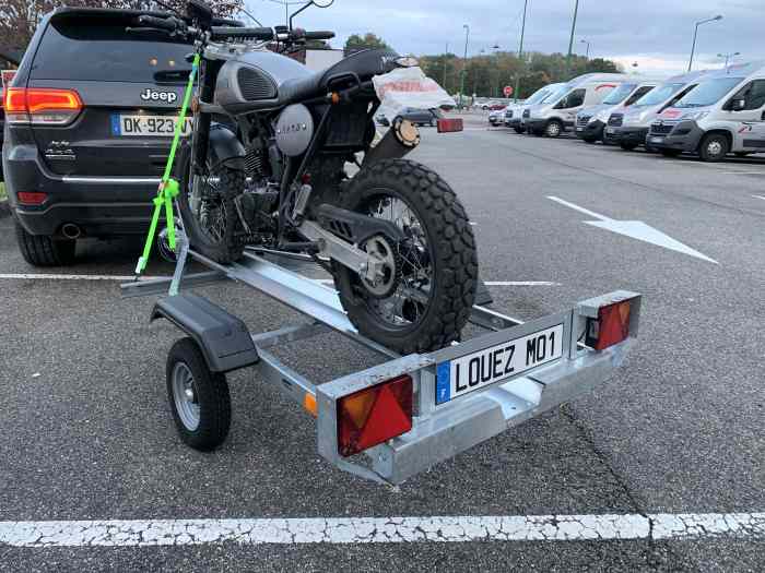 A LOUER REMORQUE PORTE MOTO 1