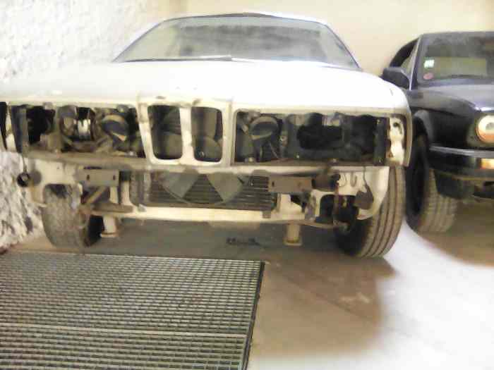 BMW 635 CSI A TERMINER PROJET RESTAURATION ET VHC GR1 OU GR2 – photo 6 sur 6