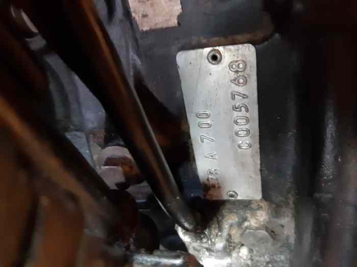 VENDU - MOTEUR RENAULT F7R 700 2