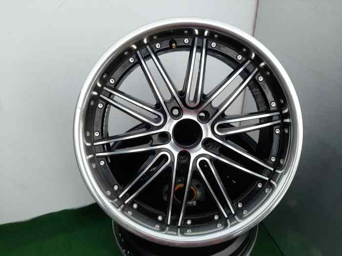 Vend jantes alliage occasion pour Mitsubishi Lancer Evolution VII, VIII, IX & X – photo 1 sur 2