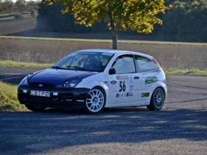 Vend FORD FOCUS F2000/14