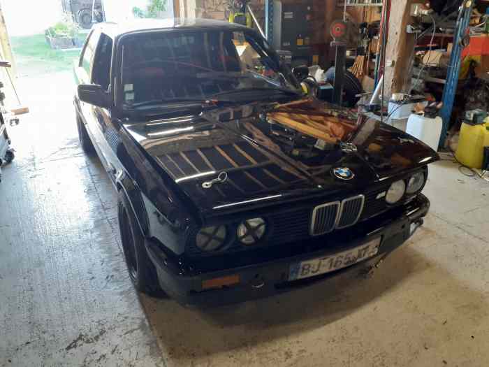 bmw 325 e 30 – photo 1 sur 5