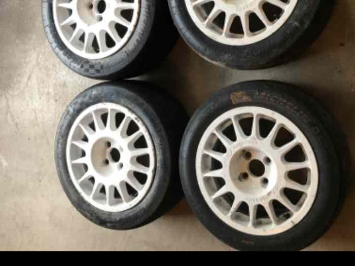 4 jantes speedline corse Clio 2 rs 15 pouces.