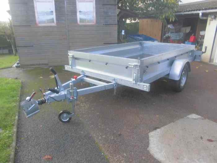 remorque satelite 1