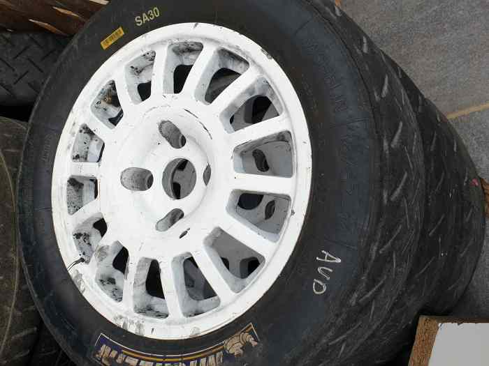 Vend jantes 205 gti 0