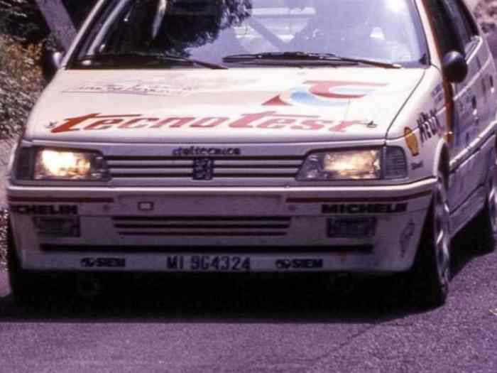 Peugeot 405 mi16 groupe a usine