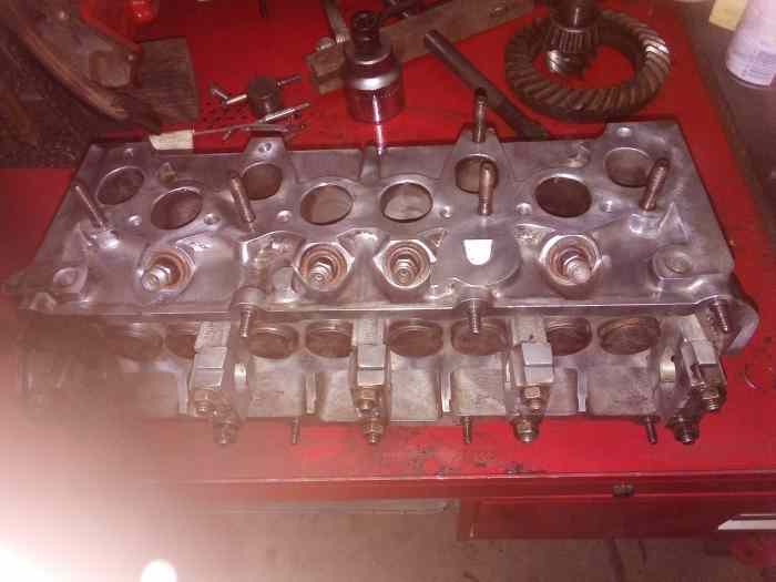 Culasse VW GOLF GTI 1800 1