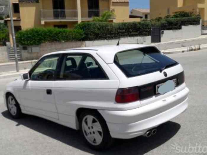 Opel astra gsi 16v 2