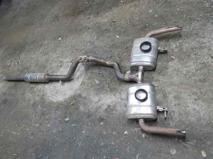 AKRAPOVIC