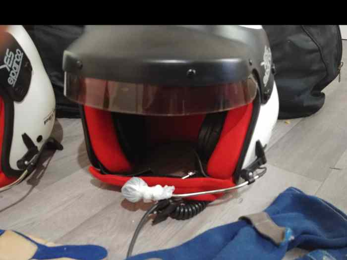 Lot de 2 Casques Sparco Peltor TBE 1