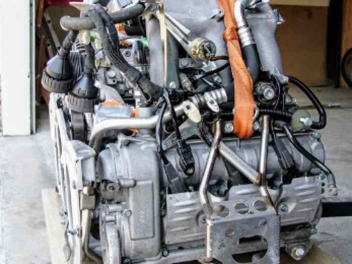 MOTEUR PORSCHE 996 GT3 PHASE1 – photo 3 sur 5