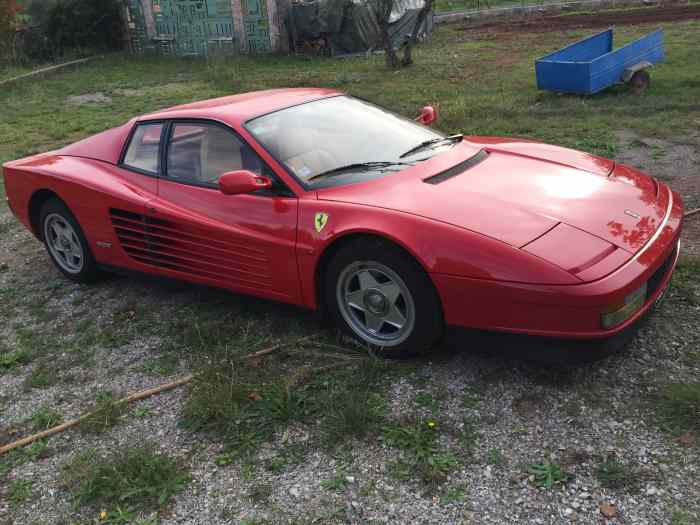 Ferrari Testarossa à vendre