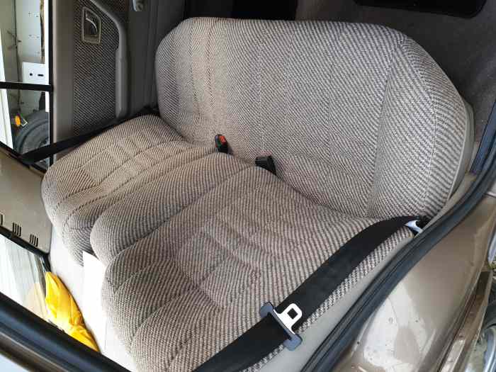 Peugeot 305 GT 4