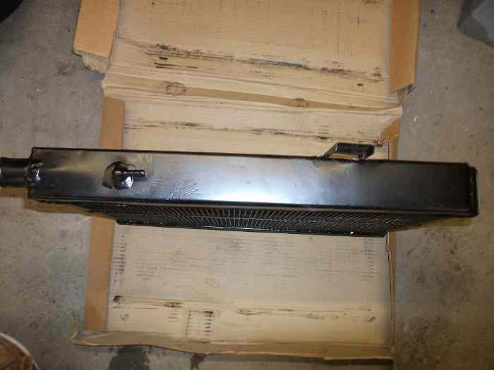 bmw e30 325i radiateur neuf gros volume neuf 1