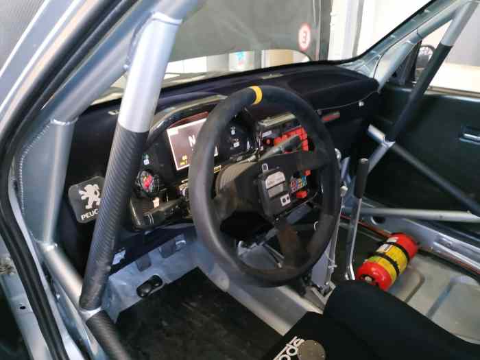 Peugeot 106 F2000 0