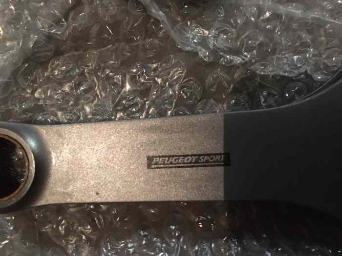 Vends 4 bielles forgees Peugeot Sport 106 kit car 3