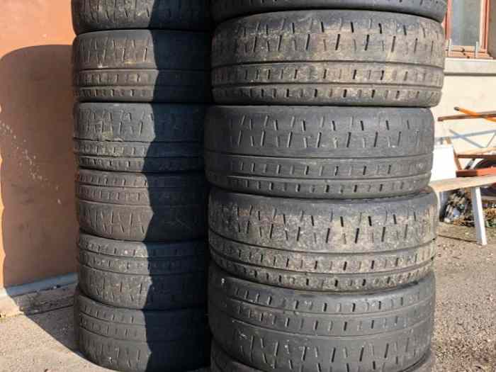 Vend Pneus Pirelli Taille 18 Pouces – photo 2 sur 6