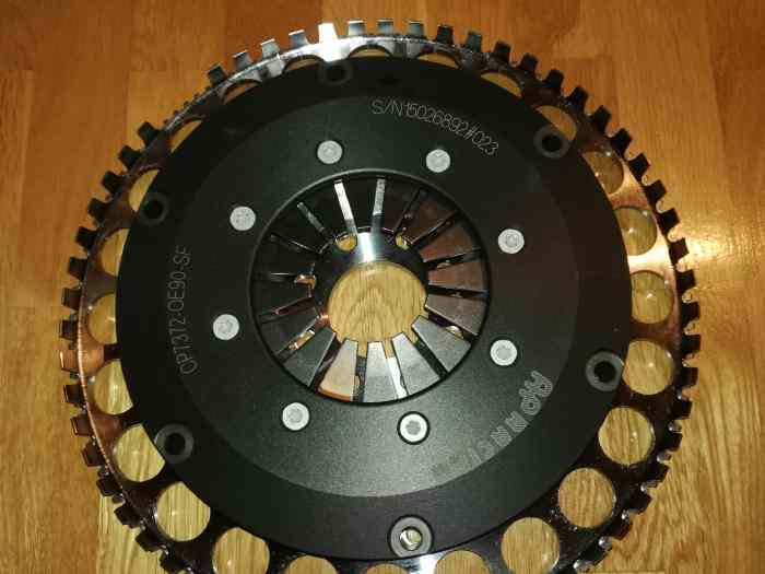 Double embrayage à disque Ap Racing