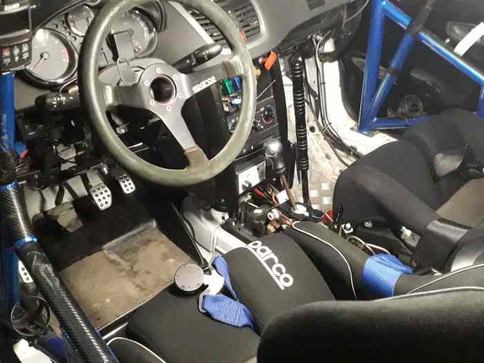 PEUGEOT 207 RC RALLYE 1600THP 16500 EUROS 5