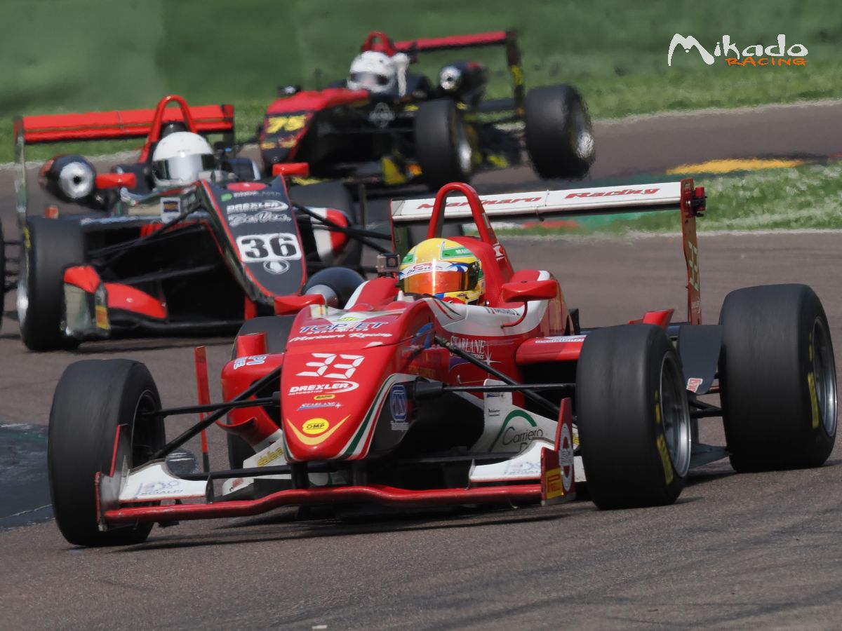 DALLARA F310 FPT – photo 4 sur 5