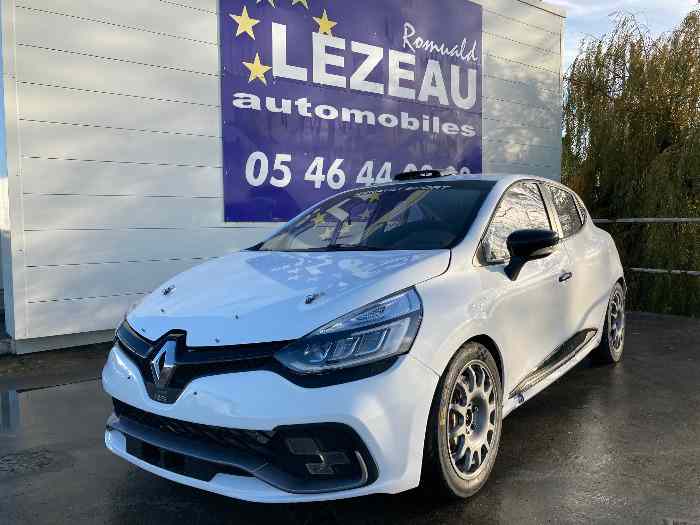 Lezeau Compétition vend CLIO R3T 0