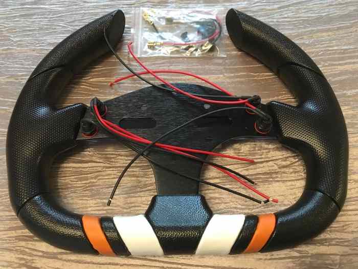 Volant plat racing Sparco ouvert P104 avec 4 boutons - NEUF 2