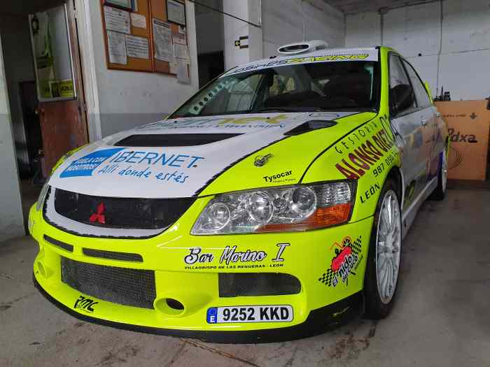 MITSUBISHI EVOLUTION