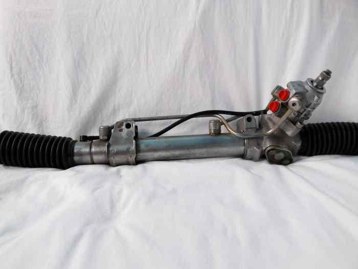 BMW M3 E30 Power Steering Rack Rebuilt pièces et voitures de course à