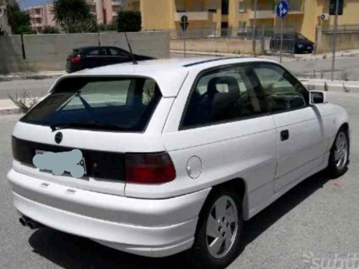 Opel astra gsi 16v 1