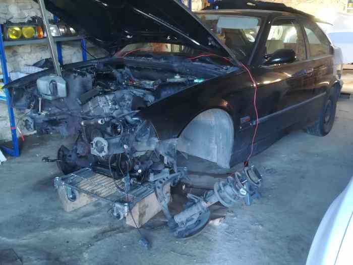 Caisse 318 ti 1