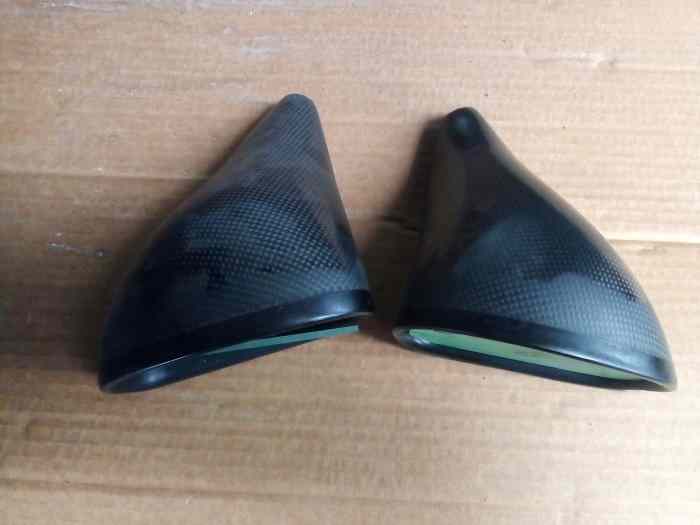 2 retros neufs BMW E30 ou M3 carbone 1