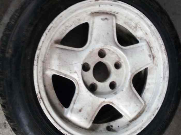 4 jantes 8,5 X 16. 5 X 120 ET 10 BMW 1