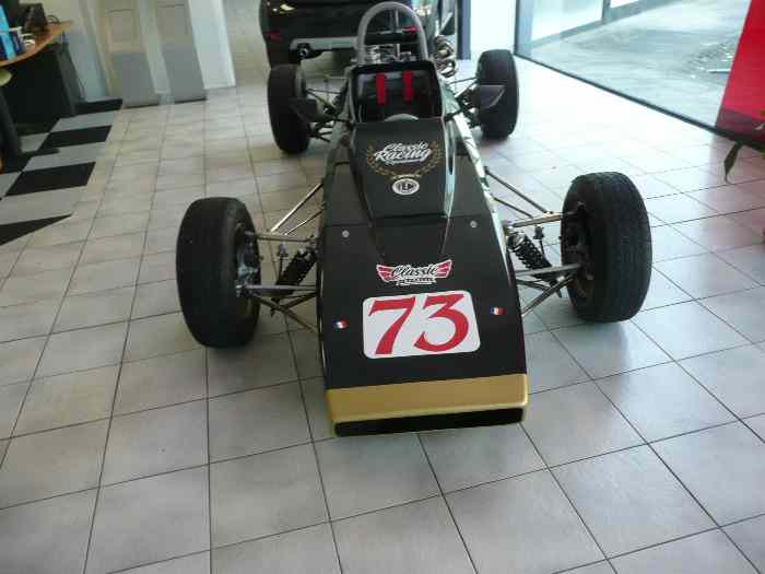 Monoplace Formule Ford 4