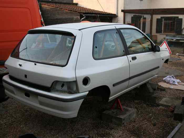 caisse clio 16s 1