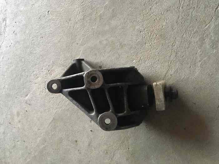 Support moteur Alu Renault Clio Groupe A: 0