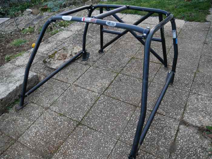 Arceau cage MGB FIA