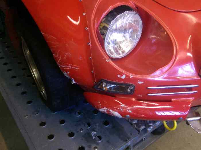 Alpine A110 1600 SC accidentée 4