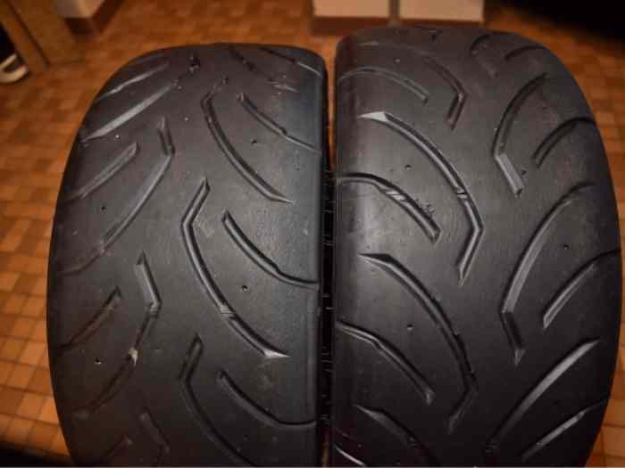 À Vendre 4 Jantes AXL 18 Pouces Megane 3 Rs avec 4 Pneus Dunlop Direzza 03G H1 1