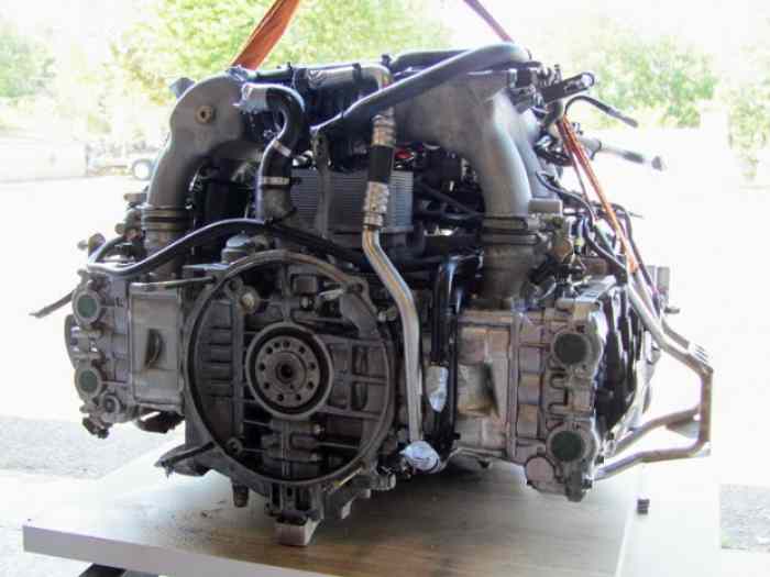 MOTEUR PORSCHE 996 GT3 PHASE 1 – photo 2 sur 5