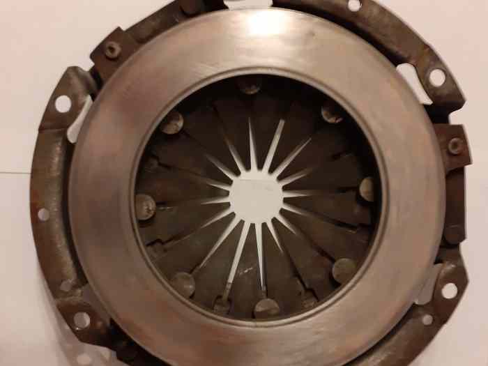 Embrayage boite BE renforcé 200mm 0