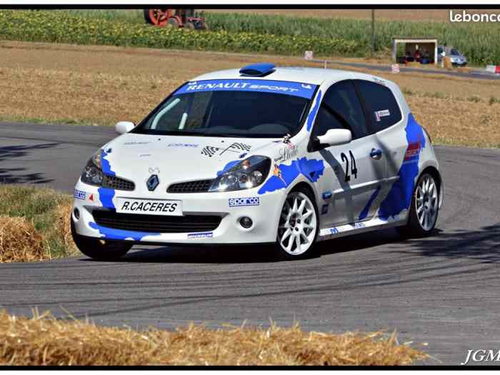 Clio 3 rs groupe a7 groupe a passeport 2019 – photo 1 sur 4