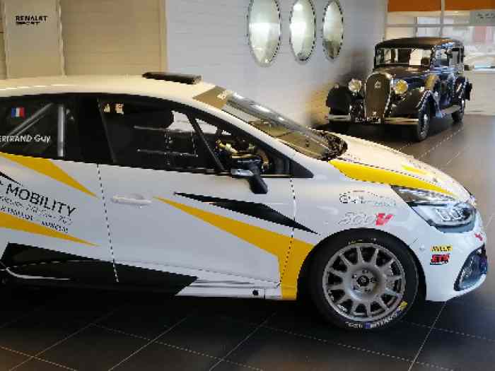 CLIO R3T 5