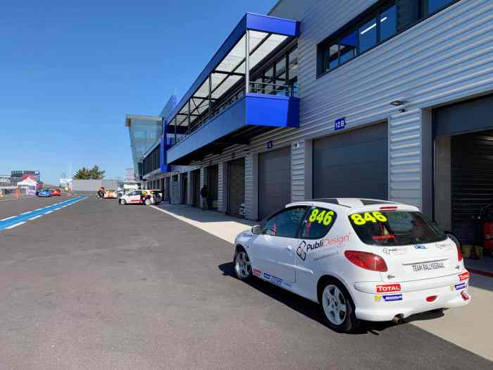 Vraie 206 RPS S16 Peugeot Sport Circuit 0