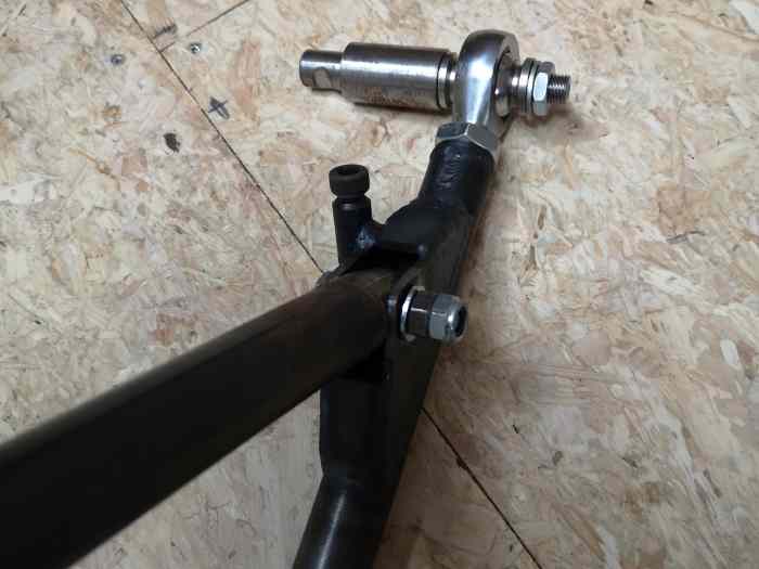 Triangle mecano soudé pour golf mk2 mk3 ou seat Ibiza mk2 4