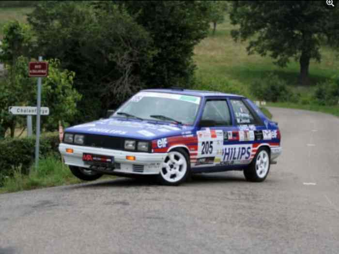 RENAULT 11 turbo groupe A VHC 4