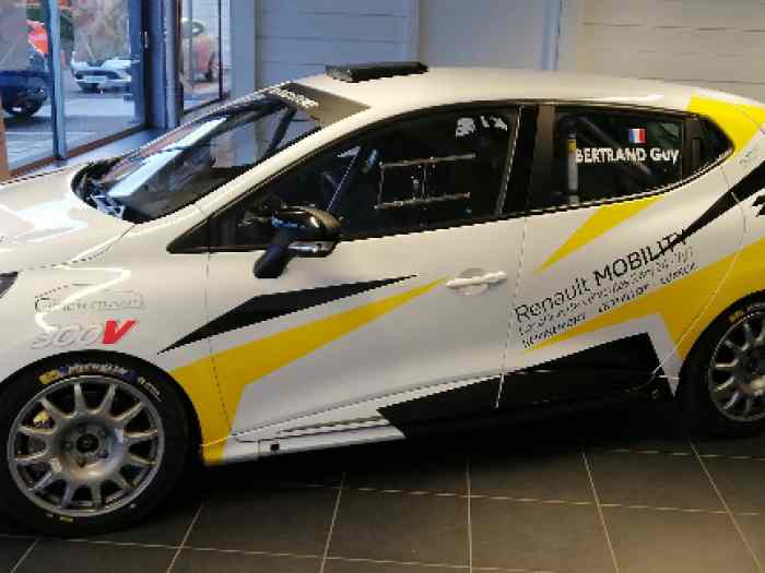 CLIO R3T 0
