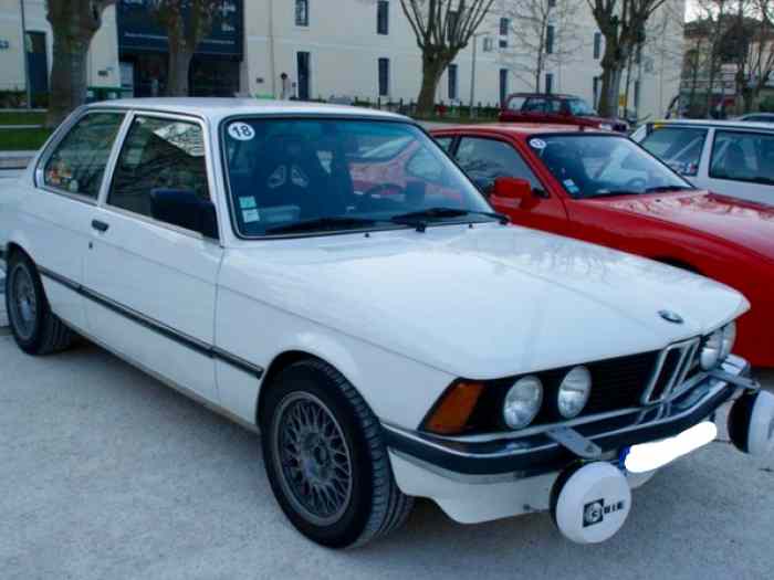 BMW 323i E21 3