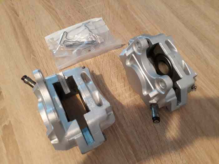Etrier alu 2 pistons (VISA 1000 Pistes) 0